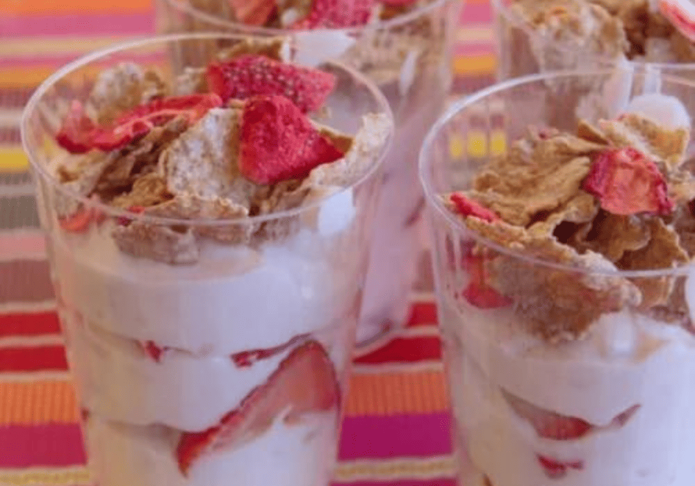 cups of vegetarian breakfast parfait with strawberries