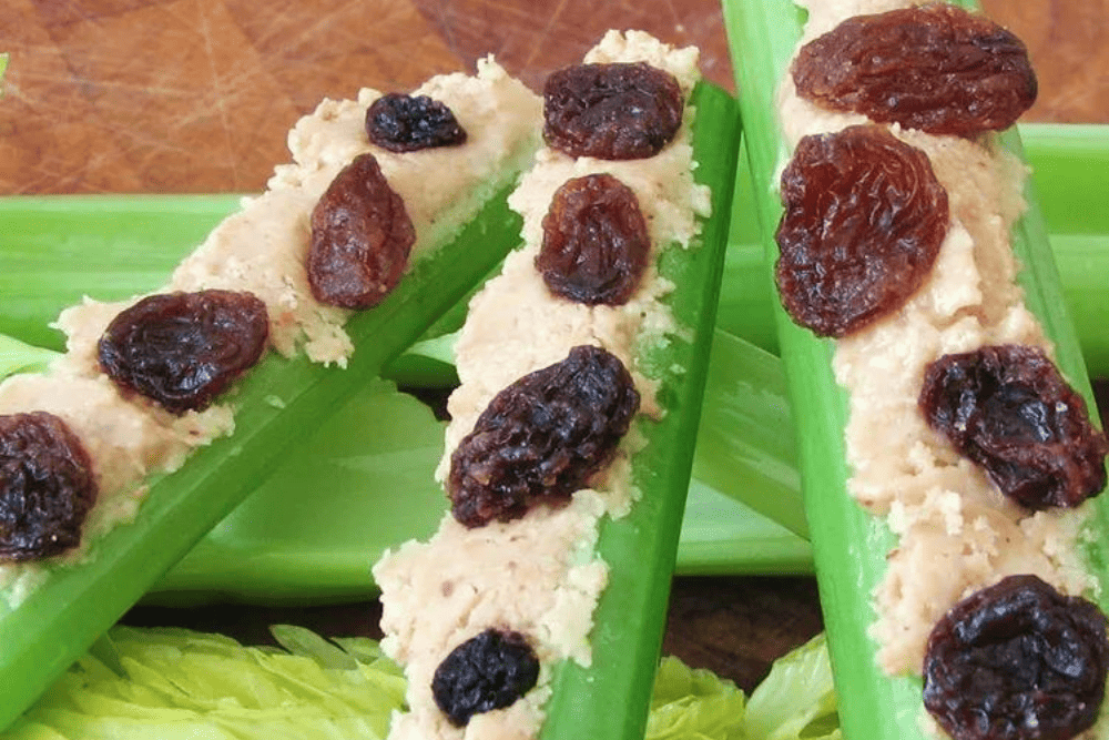 celery with peanut butter and raisins